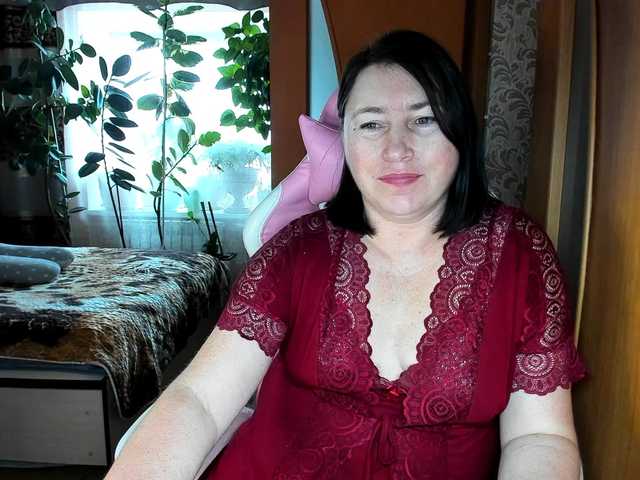 Lola18111's BongaCams show and profile