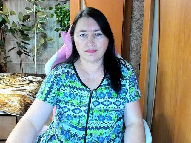 Lola18111's BongaCams show and profile