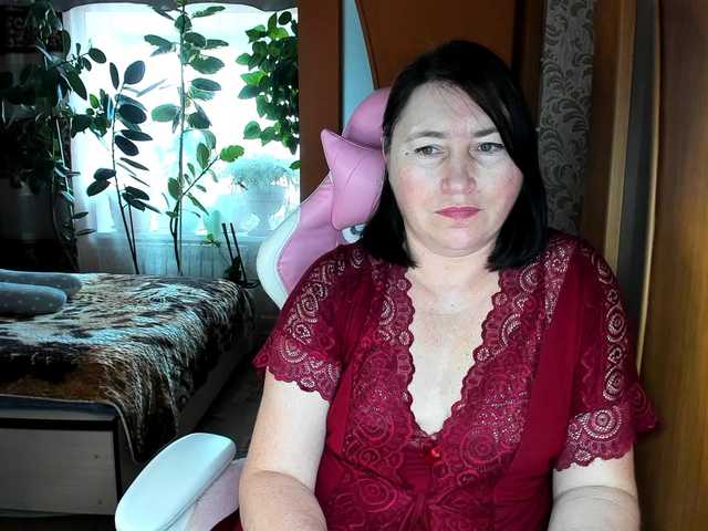 Lola18111's BongaCams show and profile