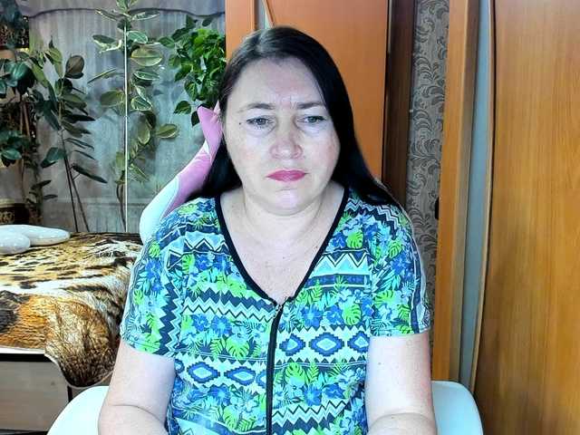 Lola18111's BongaCams show and profile