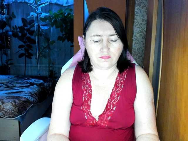 Lola18111's BongaCams show and profile