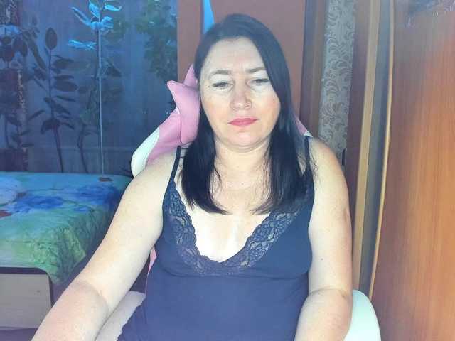 Lola18111's BongaCams show and profile