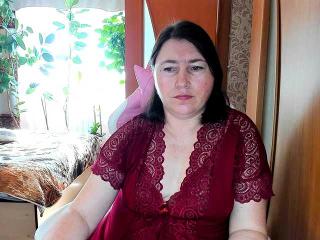 Lola18111's BongaCams show and profile