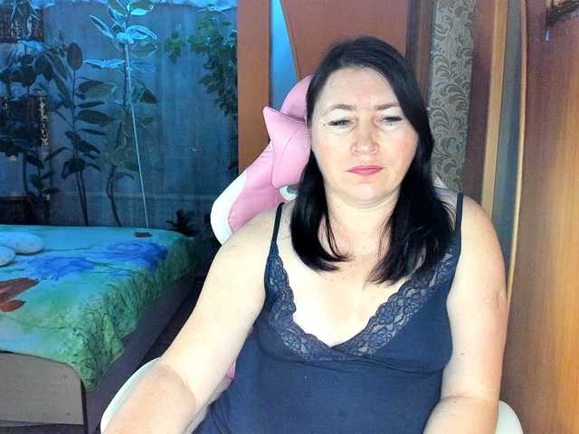 Lola18111's BongaCams show and profile