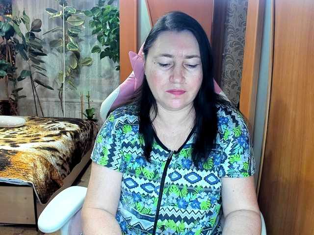 Lola18111's BongaCams show and profile