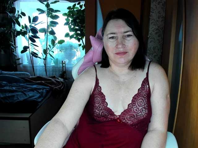 Lola18111's BongaCams show and profile