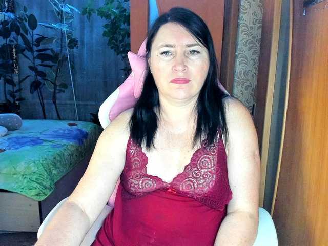 Lola18111's BongaCams show and profile