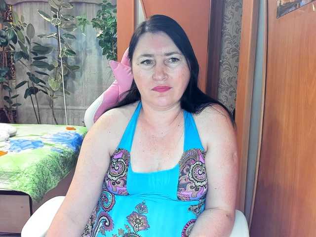 Lola18111's BongaCams show and profile