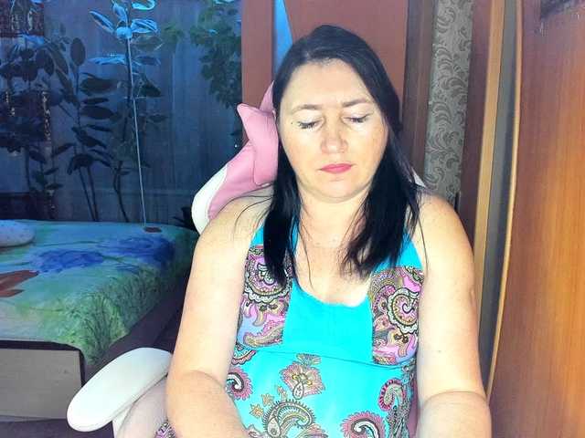 Lola18111's BongaCams show and profile