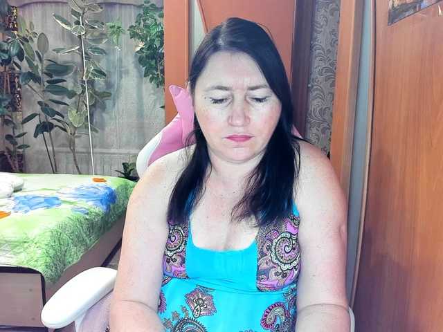 Lola18111's BongaCams show and profile