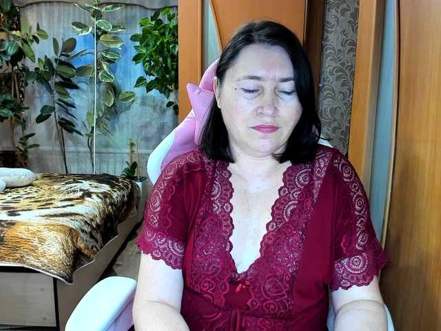 Lola18111's BongaCams show and profile