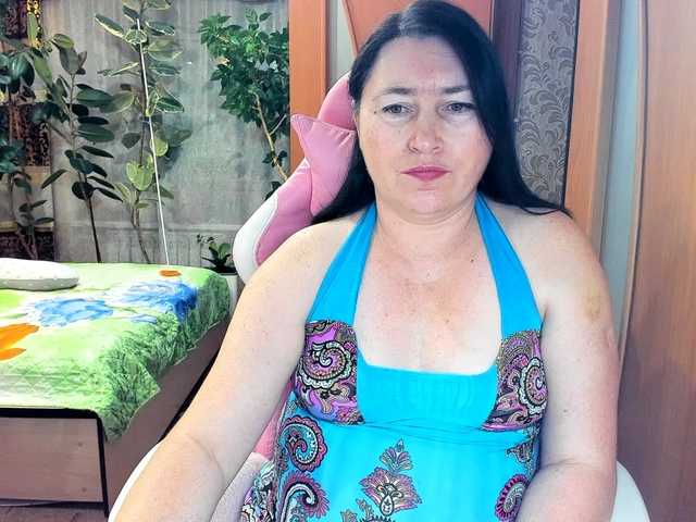 Lola18111's BongaCams show and profile