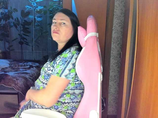 Lola18111's BongaCams show and profile