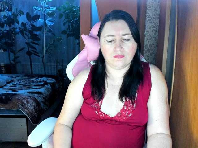 le modèle Tatka18111 est en webcam porno dans un show sur le site bongacams, il possède les tags suivants: White/Caucasian,Brunette,Hairy