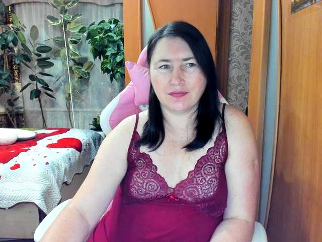 Lola18111's BongaCams show and profile