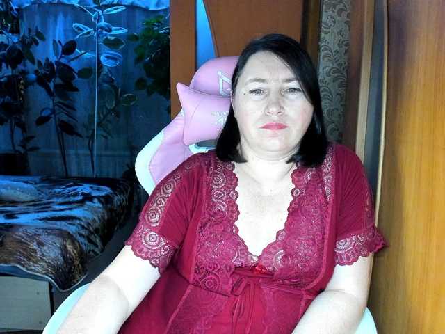 Lola18111's BongaCams show and profile