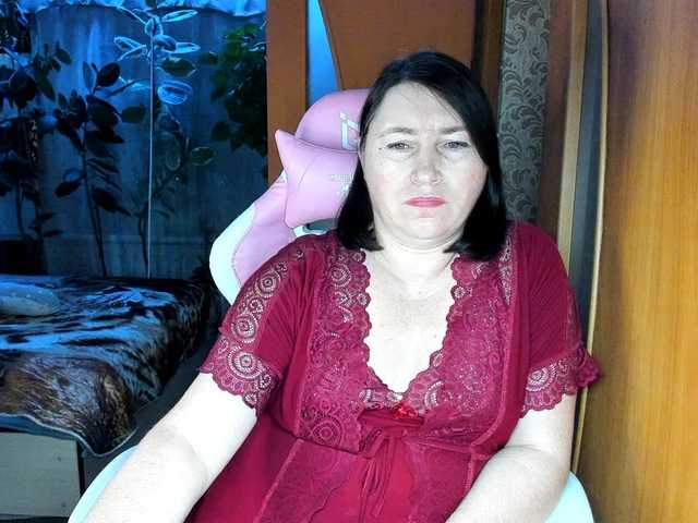 Lola18111's BongaCams show and profile