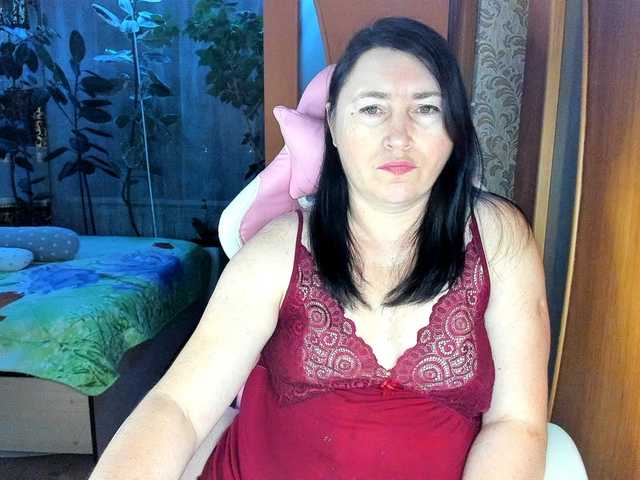 Lola18111's BongaCams show and profile