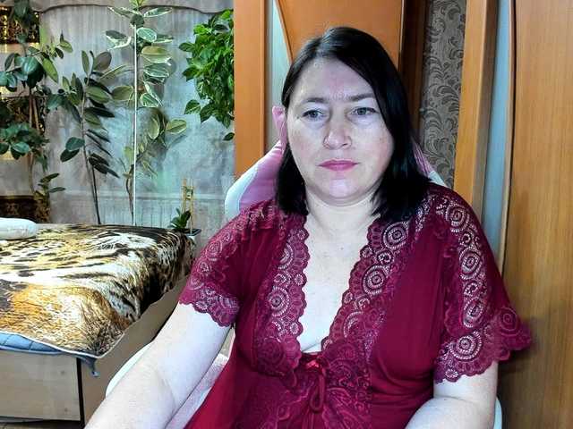 Lola18111's BongaCams show and profile