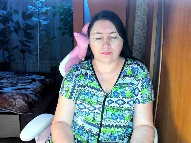 Lola18111's BongaCams show and profile