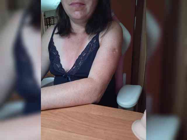 Tatka18111 webcam