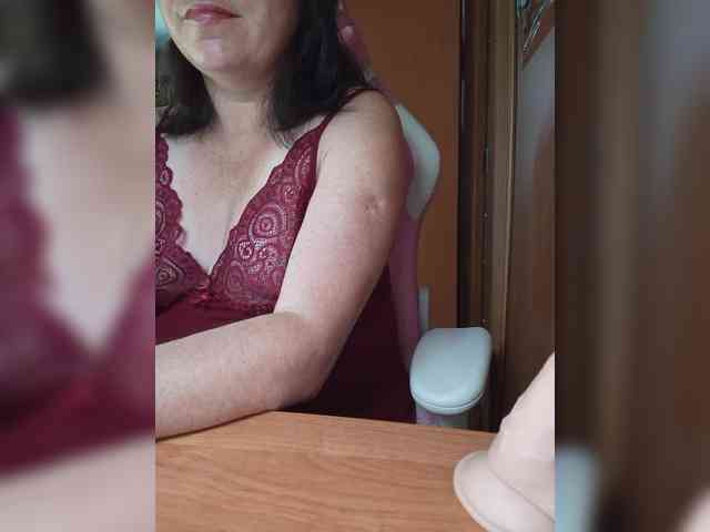 Tatka18111 webcam
