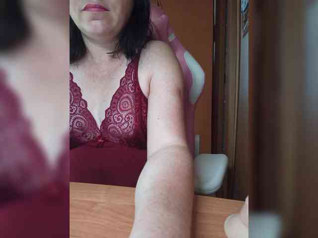 Tatka18111 webcam