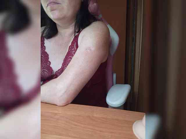 Tatka18111 webcam