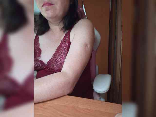 Tatka18111 webcam