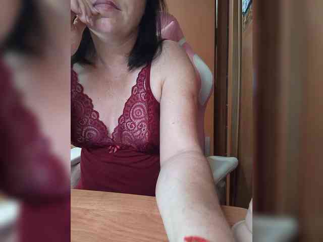 Tatka18111 webcam