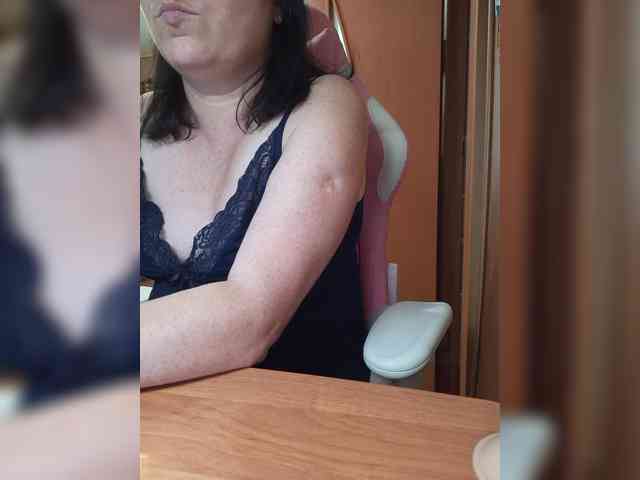 Tatka18111 webcam