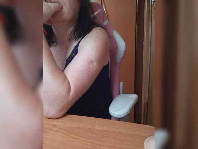 Tatka18111 webcam