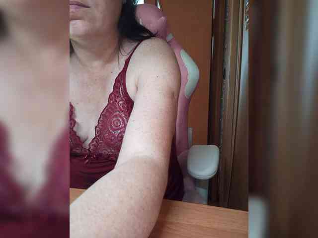 Tatka18111 webcam