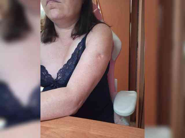 Tatka18111 webcam