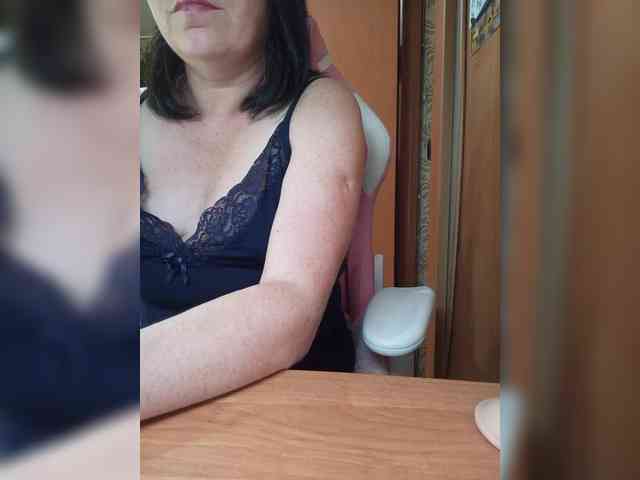 Tatka18111 webcam