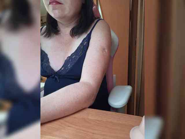 Tatka18111 webcam