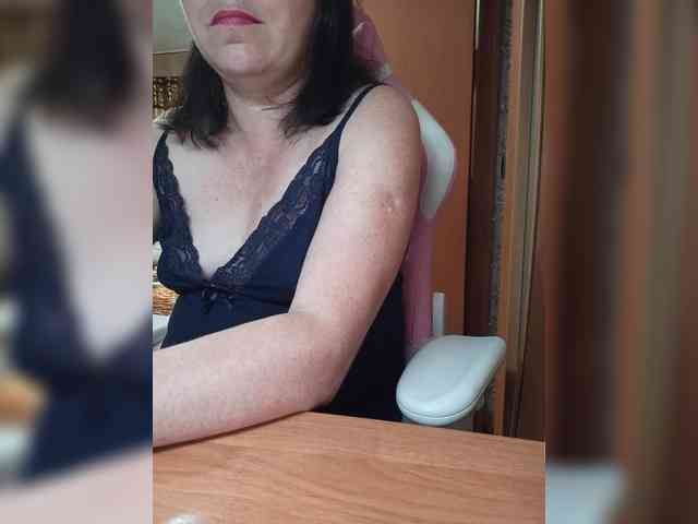 Tatka18111 webcam