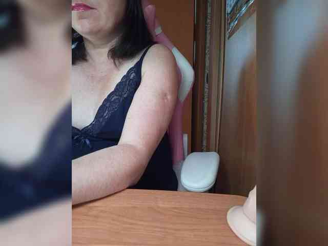 Tatka18111 webcam