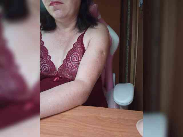 Tatka18111 webcam