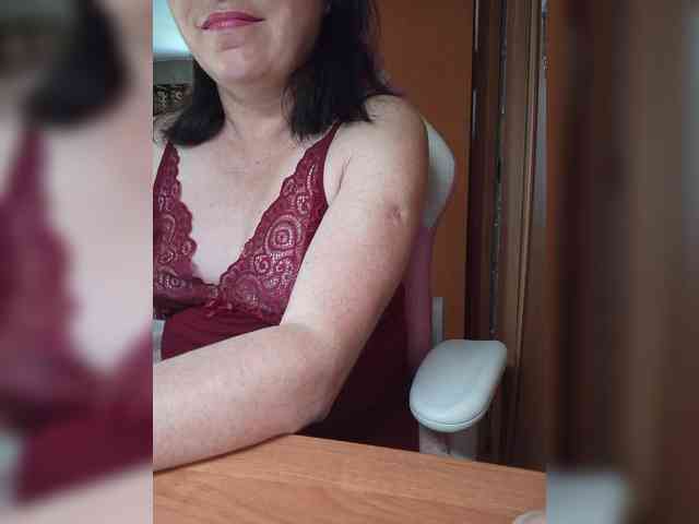 Tatka18111 webcam