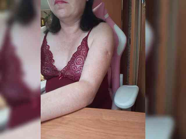 Tatka18111 webcam