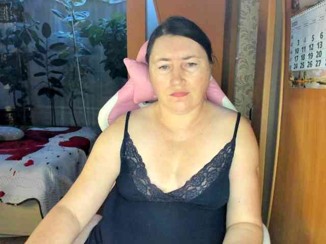 Lola18111 Live Webcam on BongaCams