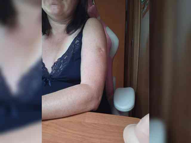 Tatka18111 webcam
