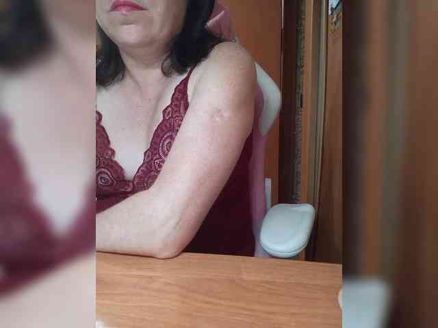 Tatka18111 webcam