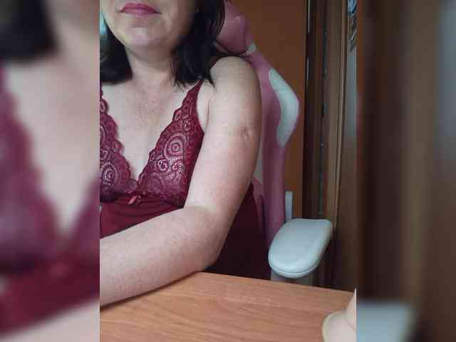 Tatka18111 webcam