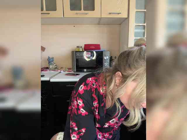 AloveA69 webcam