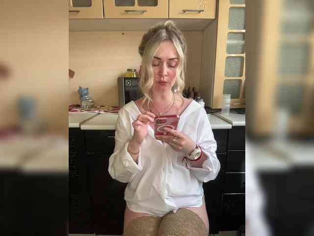 AloveA69 webcam