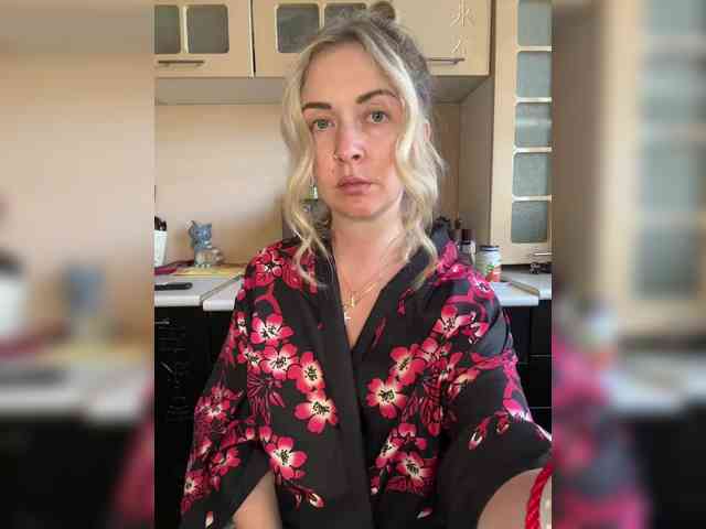AloveA69 webcam
