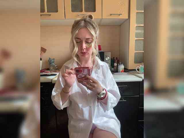AloveA69 webcam