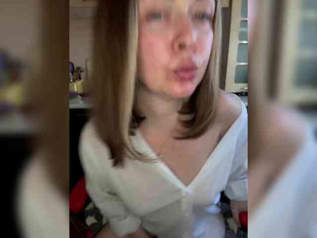 AloveA69 webcam